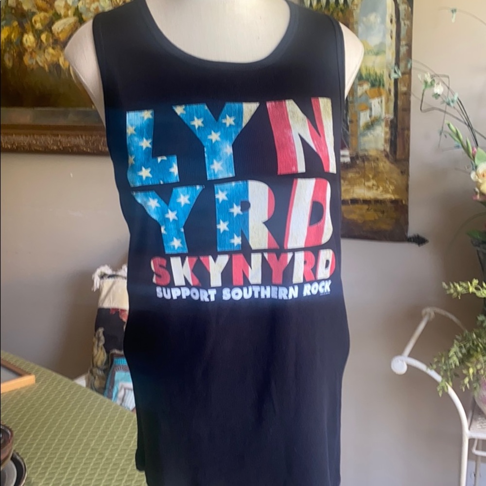 Lynyrd Skynyrd women’s XXL graphic tank top